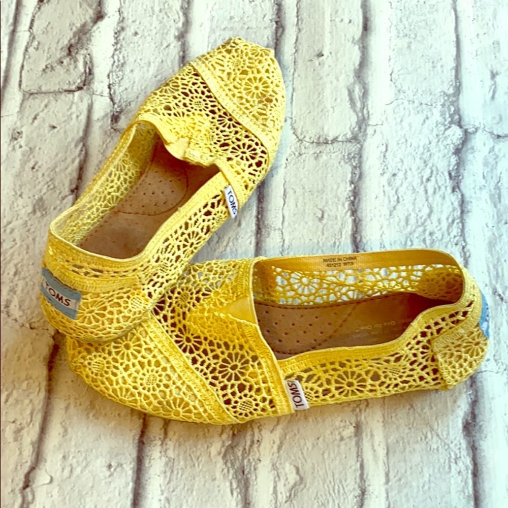 Toms